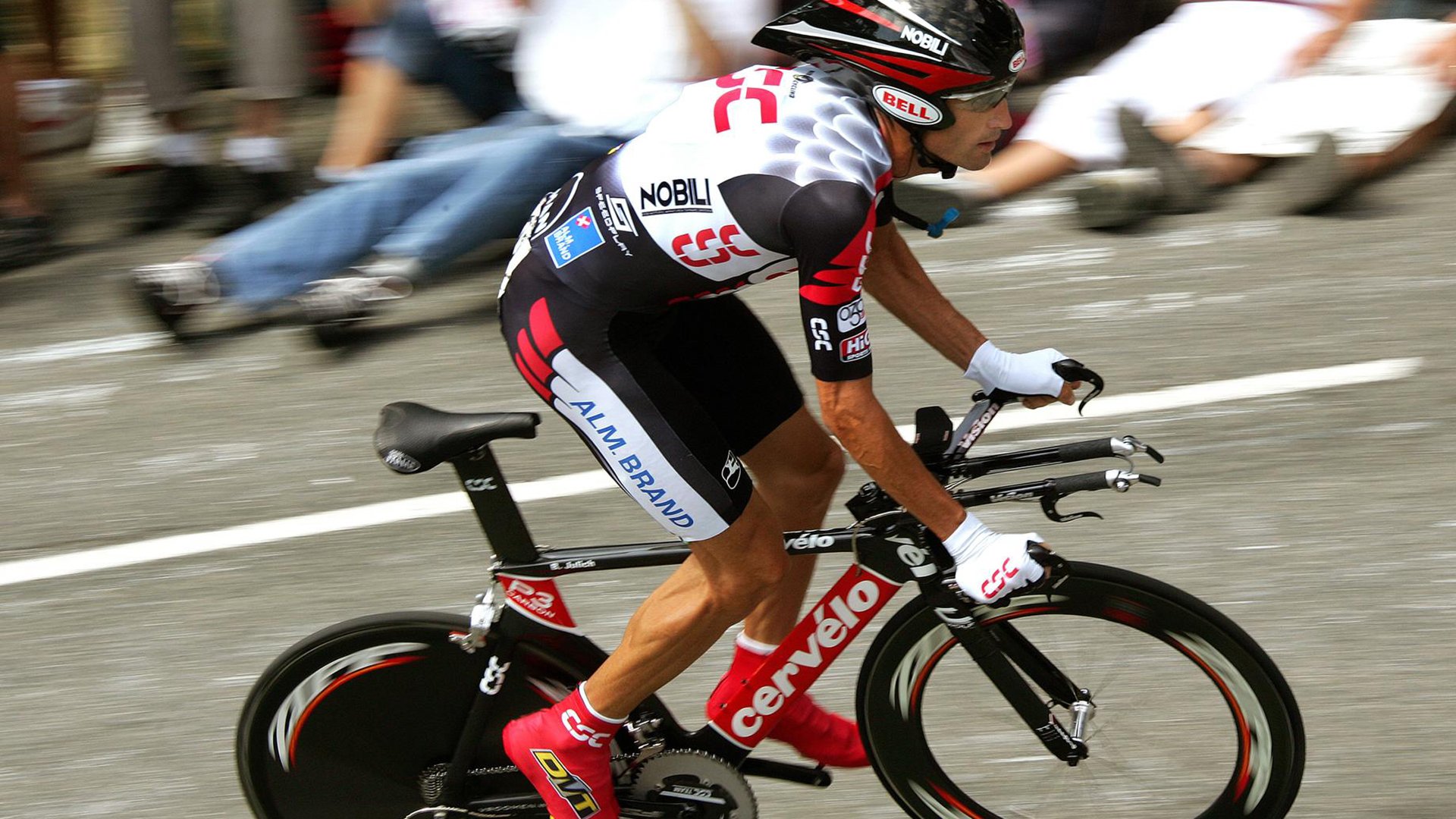 开云体育在线-意甲焦点战之夜，哈登压制级发挥，跨界的体育魅力碰撞  第2张