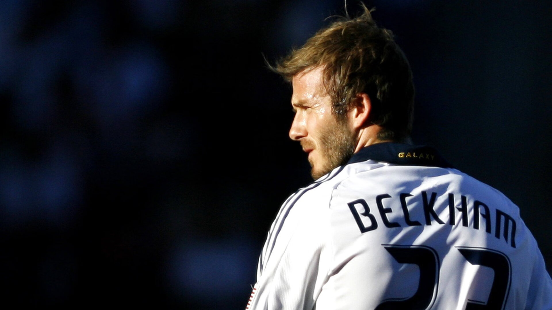 开云体育官网-欧冠淘汰赛之夜,贝恩在寂静中投出的惊雷 第2张 开云体育官网-欧冠淘汰赛之夜,贝恩在寂静中投出的惊雷 第2张